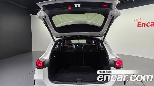 Mercedes-Benz GLA-Class GLA250 4MATIC