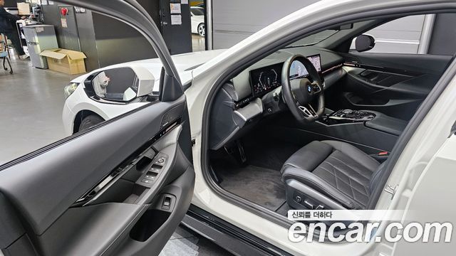BMW 5-Series 520i M Sport