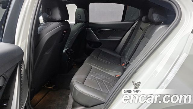 BMW 5-Series 520i M Sport