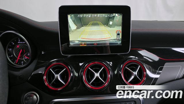 Mercedes-Benz GLA-Class GLA45 AMG 4MATIC