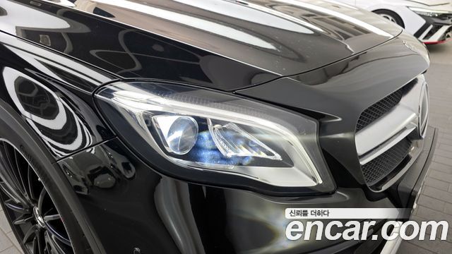 Mercedes-Benz GLA-Class GLA45 AMG 4MATIC