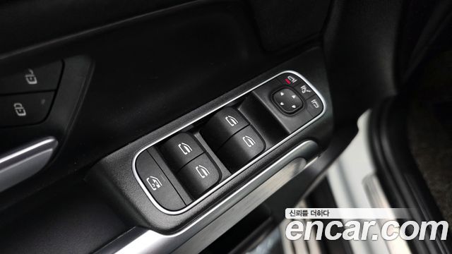 Mercedes-Benz GLB-Class GLB250 4MATIC
