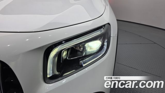 Mercedes-Benz GLB-Class GLB250 4MATIC
