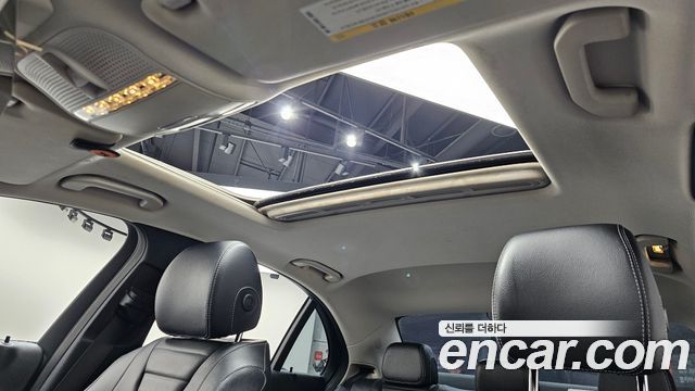 Mercedes-Benz E-Class E200 Avantgarde