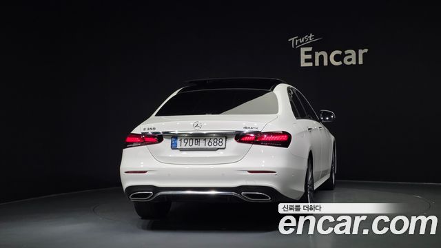 Mercedes-Benz E-Class E350 4MATIC AMG Line