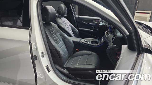 Mercedes-Benz E-Class E350 4MATIC AMG Line