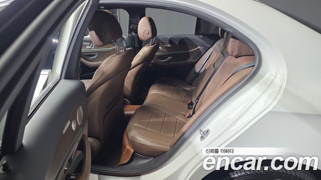 Mercedes-Benz E-Class E300e 4MATIC Exclusive