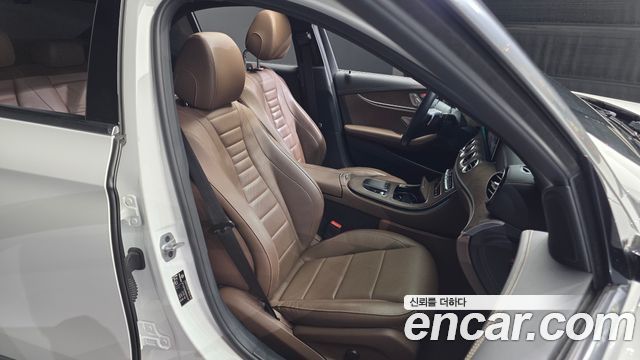 Mercedes-Benz E-Class E300e 4MATIC Exclusive