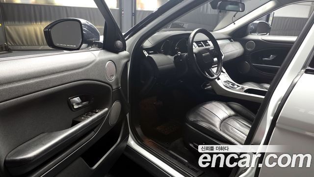 Land Rover Range Rover Evoque 2.0 TD4 SE
