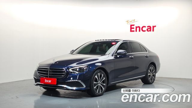Mercedes-Benz E-Class E300e 4MATIC Exclusive