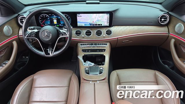 Mercedes-Benz E-Class E300e 4MATIC Exclusive