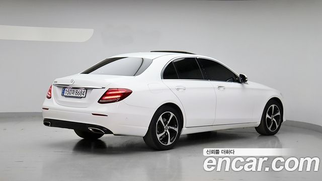 Mercedes-Benz E-Class E250 Avantgarde
