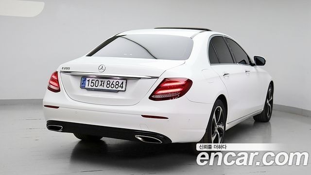 Mercedes-Benz E-Class E250 Avantgarde
