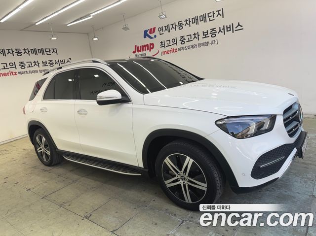 Mercedes-Benz GLE-Class GLE300d 4MATIC