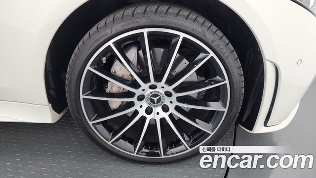 Mercedes-Benz CLS-Class CLS450 4MATIC AMG Line
