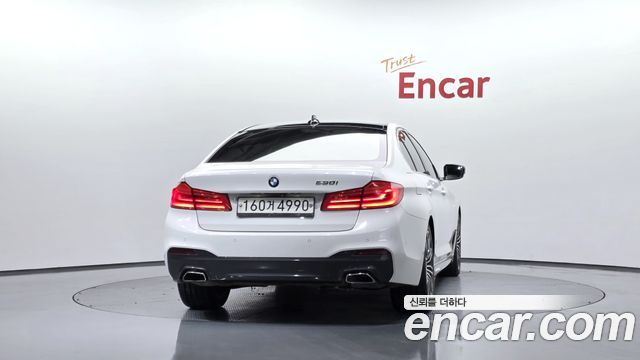 BMW 5-Series 530i M Sport Package Plus