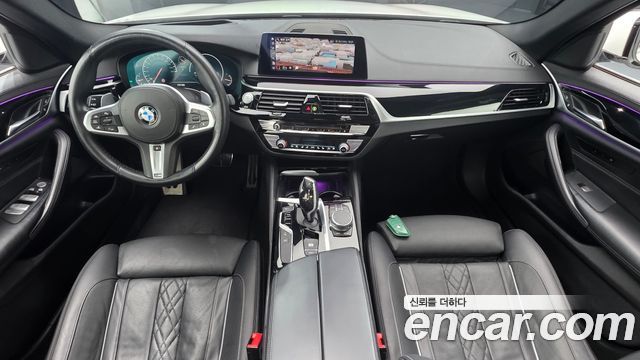 BMW 5-Series 530i M Sport Package Plus
