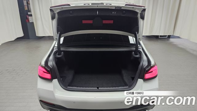 BMW 5-Series 520i M Sport