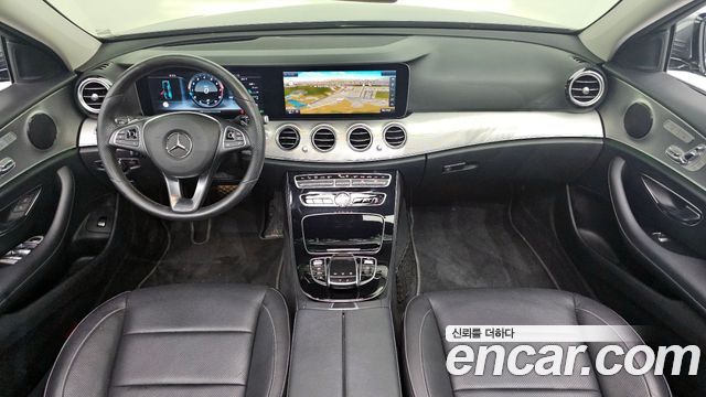 Mercedes-Benz E-Class E300 AMG Line