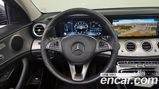 Mercedes-Benz E-Class E300 AMG Line