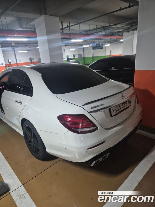 Mercedes-Benz E-Class E300 Avantgarde