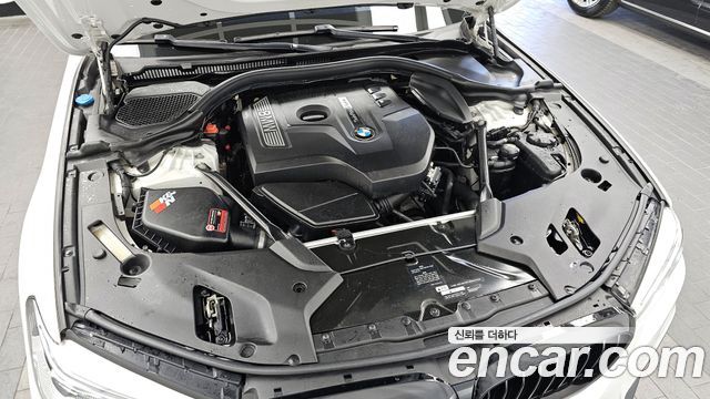 BMW 5-Series 530i M Sport Package Plus