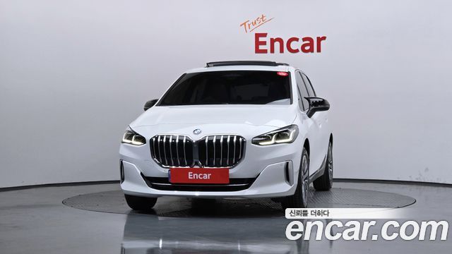 BMW 2-Series 220i Luxury