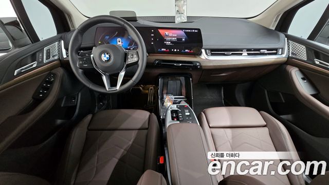 BMW 2-Series 220i Luxury
