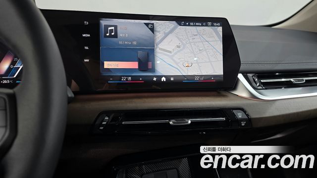 BMW 2-Series 220i Luxury