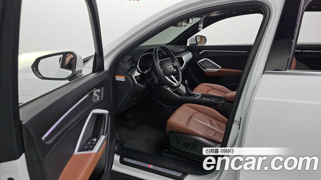 Audi Q3 35 TDI Premium