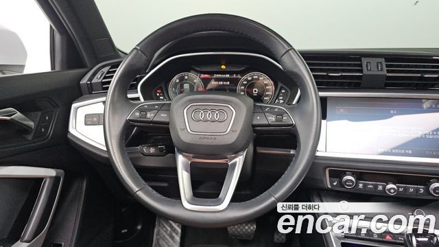 Audi Q3 35 TDI Premium