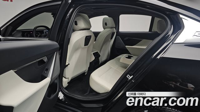 BMW 5-Series 520i