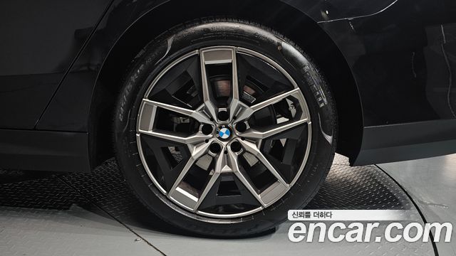 BMW 5-Series 520i
