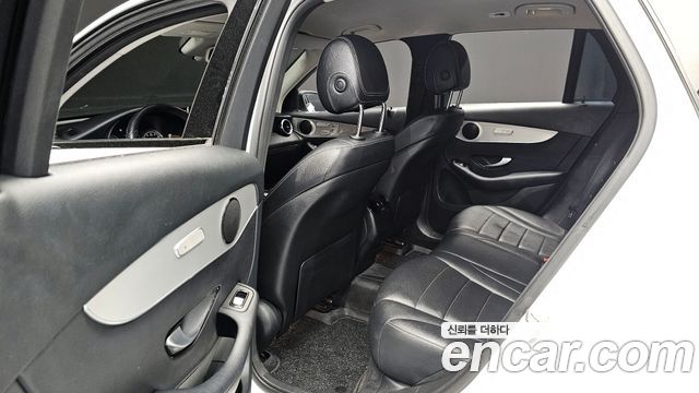 Mercedes-Benz GLC-Class GLC350e 4MATIC