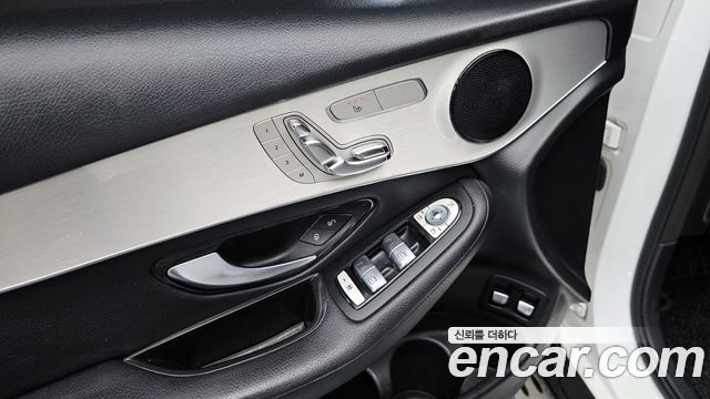 Mercedes-Benz GLC-Class GLC350e 4MATIC