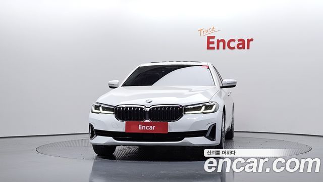 BMW 5-Series 530i Luxury