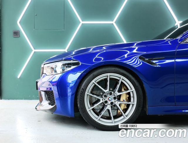 BMW M5 M5 Sedan