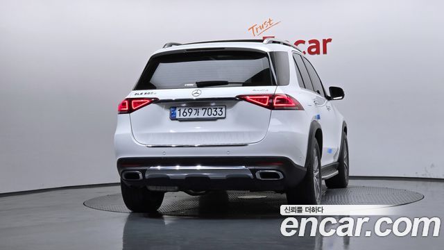 Mercedes-Benz GLE-Class GLE300d 4MATIC