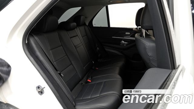 Mercedes-Benz GLE-Class GLE300d 4MATIC