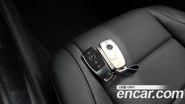 Mercedes-Benz GLE-Class GLE300d 4MATIC