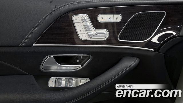 Mercedes-Benz GLE-Class GLE300d 4MATIC