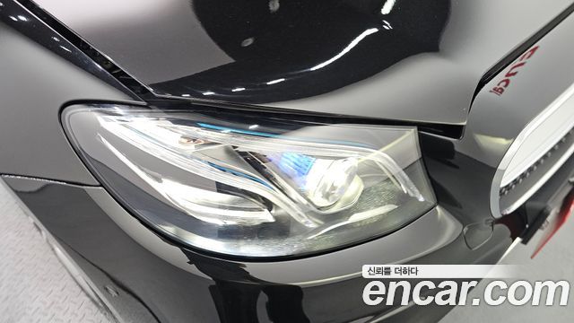 Mercedes-Benz E-Class E220d Coupe