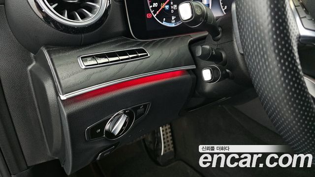 Mercedes-Benz E-Class E220d Coupe