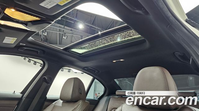 BMW 3-Series 330i M Sport