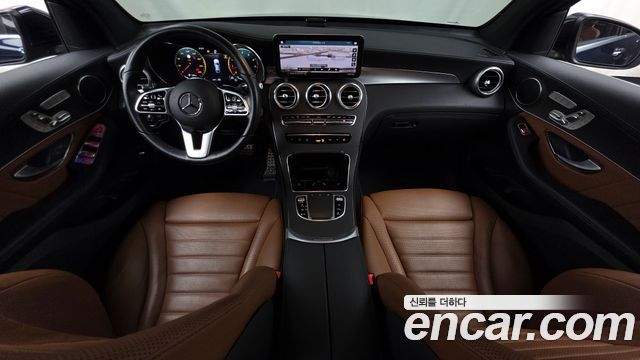 Mercedes-Benz GLC-Class GCL300 4MATIC Coupe