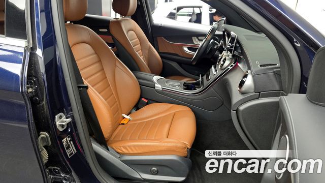 Mercedes-Benz GLC-Class GCL300 4MATIC Coupe