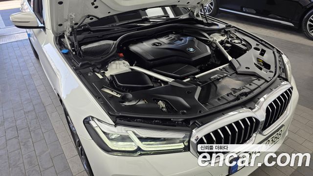 BMW 5-Series 520i M Sport