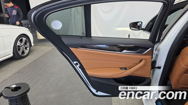 BMW 5-Series 520i M Sport