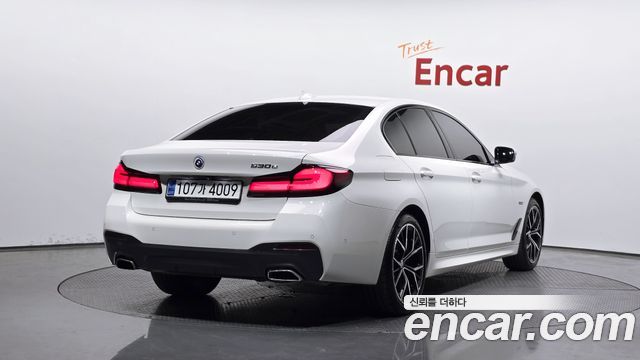 BMW 5-Series 530e M Sport