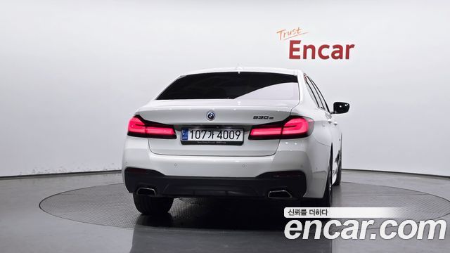 BMW 5-Series 530e M Sport